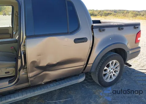 2007 Ford Explorer Sport Trac Xlt from USA, damaged, VIN 1FMEU31K07UA09680